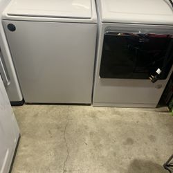 Whirlpool Top Load Washer/Maytag Dryer
