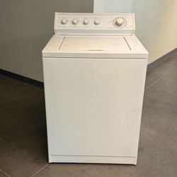 Heavy Duty Whirlpool Super capacity plus washer delivery available