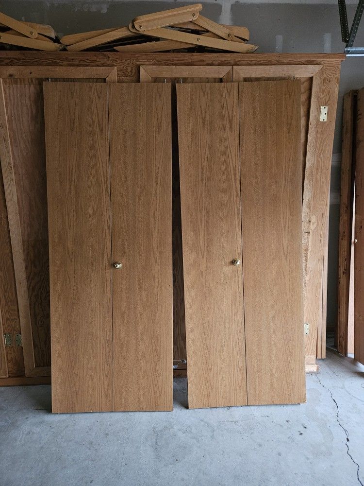 Bifold Closet Doors Set of 2
