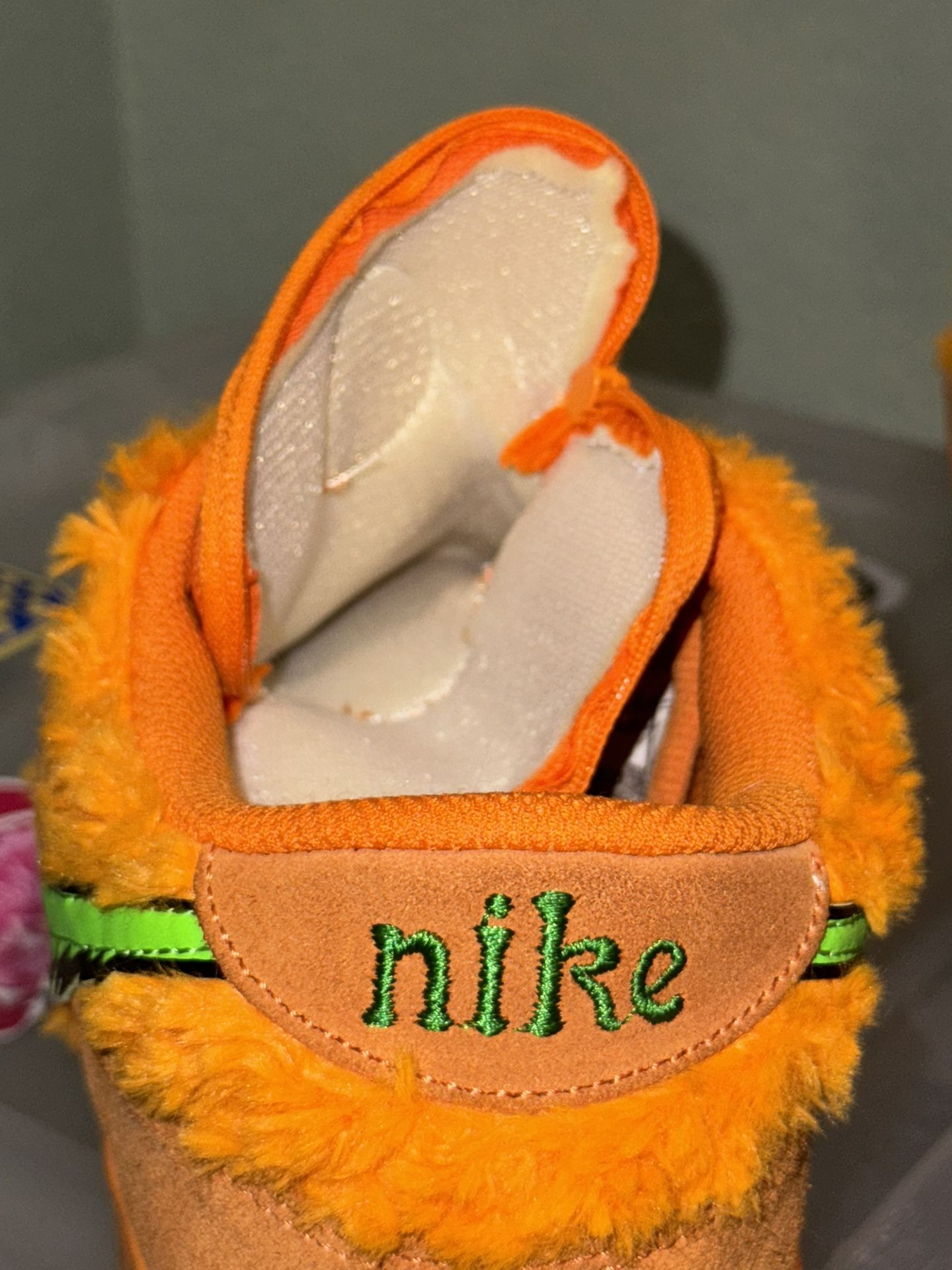 Nike SB Grateful Dead “Orange Bear” Dunks