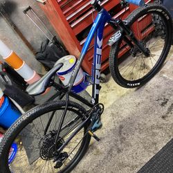 Mountain Bike 