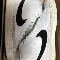 Nike Blazers 77 