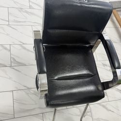 Perfect Styling Chair 