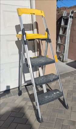 Cosco  3 Step Work  Ladder