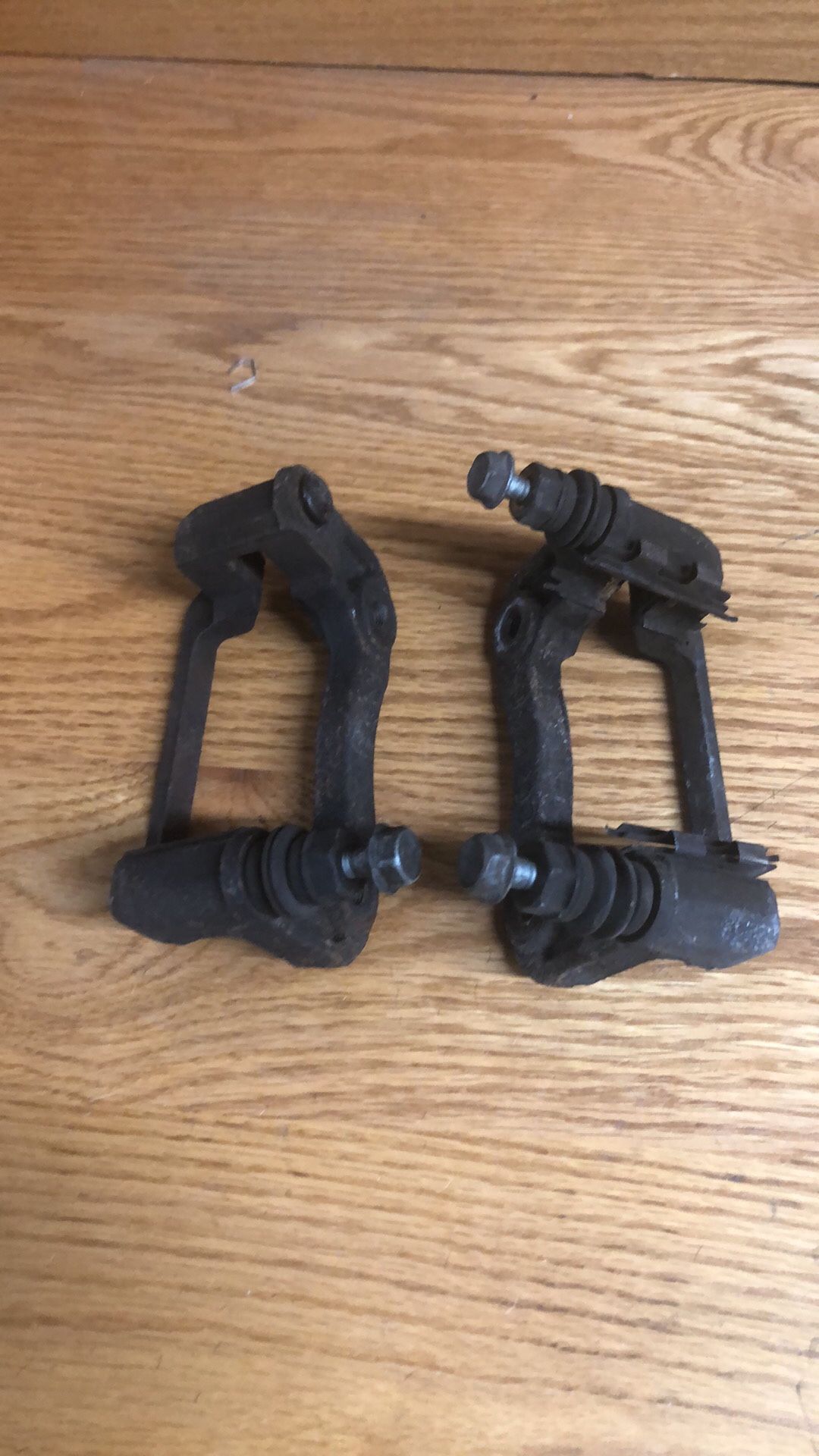 Caliper holder for sonata 2006 to 2010