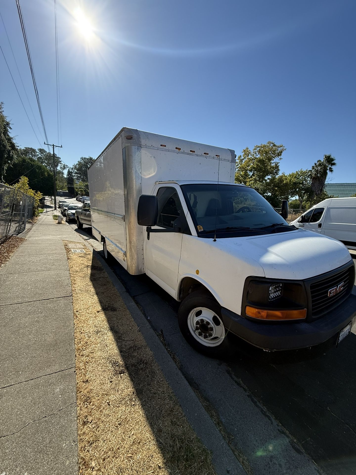 GMC 15 Ft Box Truck