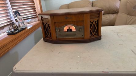 Radio/turntable