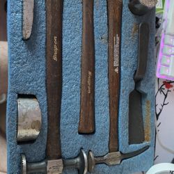 Snap-on 7 Piece Body Hammers And Dolly Set 