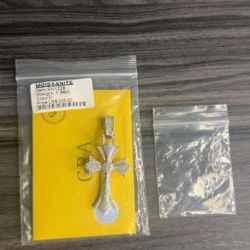 Cross Pendant 1.98 CT  925 Silver With Moissanite Diamond