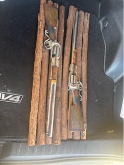 Set of rifles decor