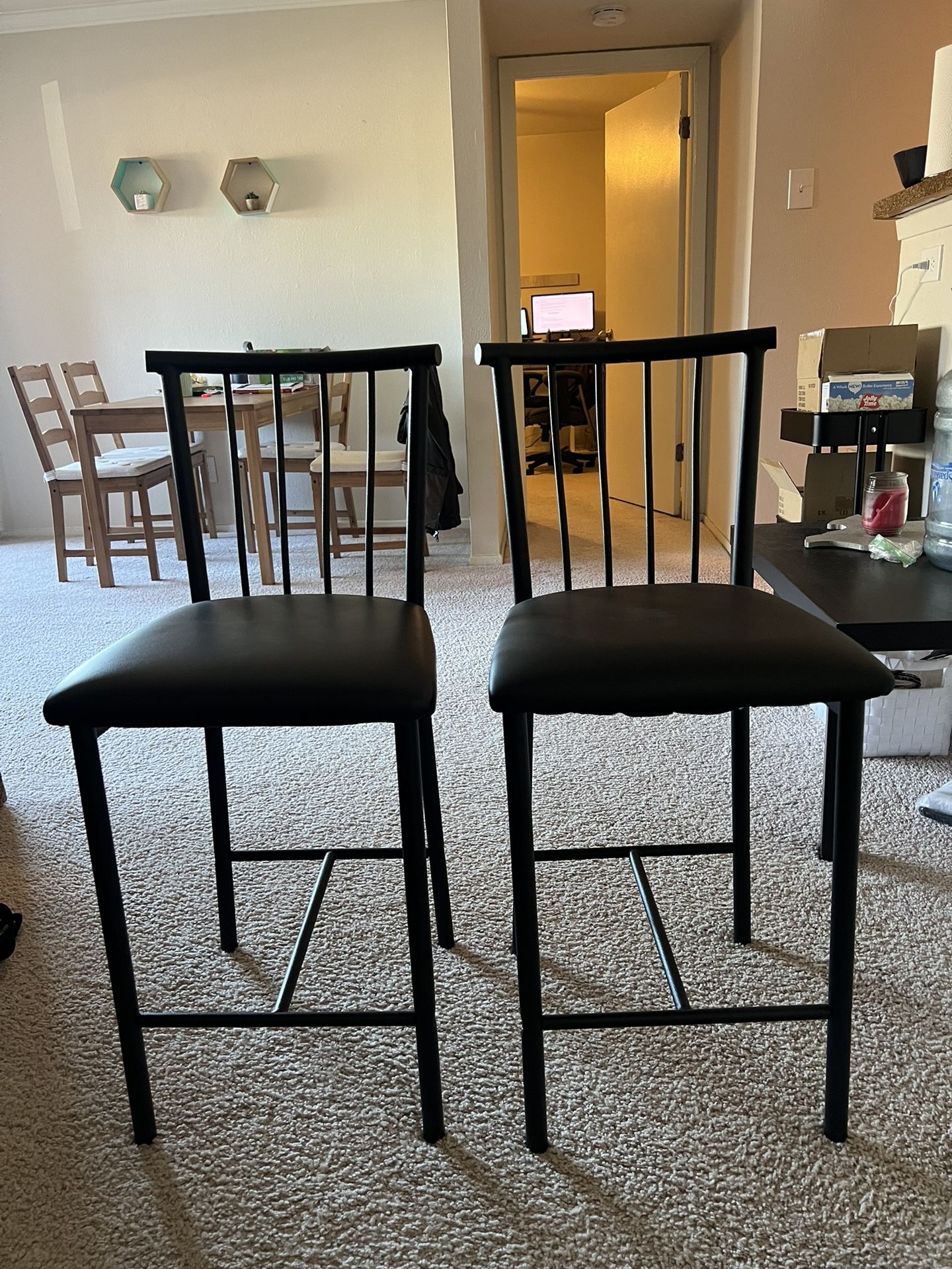 COUNTER STOOLS