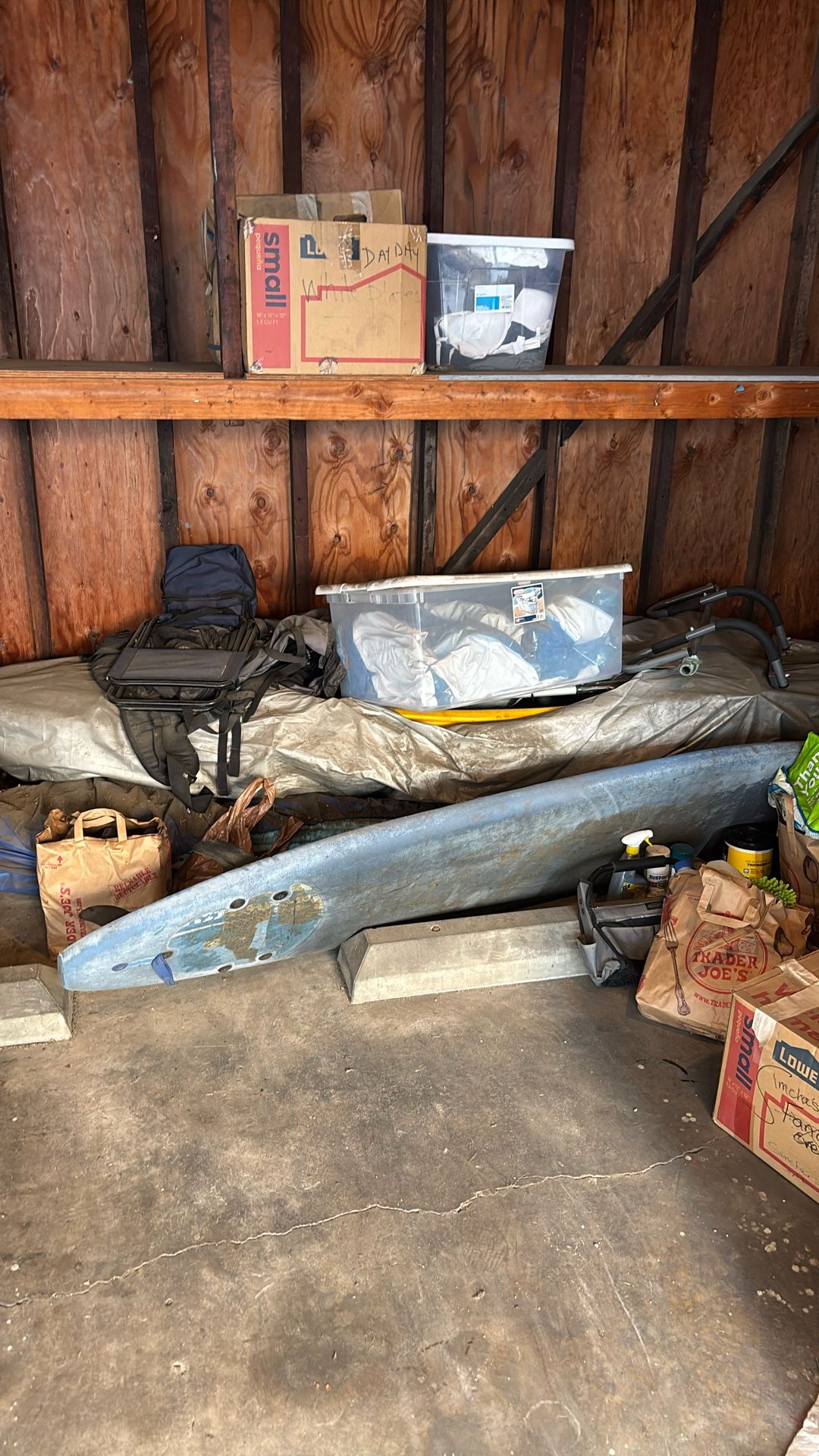 Canoes 