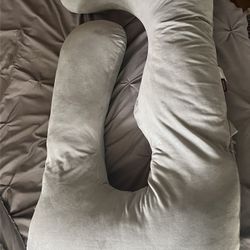 Momcozy Pregnancy Pillow 