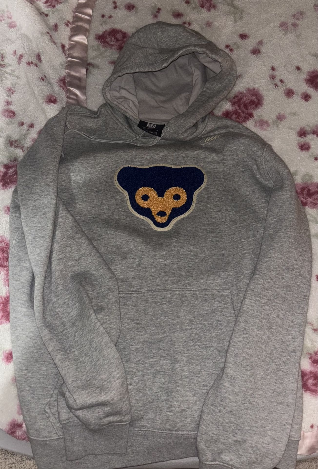 Nike Sweatshirt Hoodie Men’s Medium Cooperstown Collection Chicago Cubs