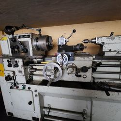 Torno Cadilac Trabajando Muy Bien 