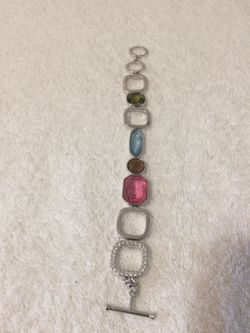 Adjustable multi-gem link bracelet