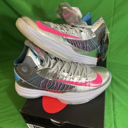 New! Nike Lunar Hyperdunk 2012 in the "Wolf Grey/Fireberry-Dynamic Blue" colorway