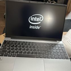 SGIN - 15.6" Laptop - Intel Celeron 2.8GH- 4GB Memory - 256GB eMMC - HDMI Silver