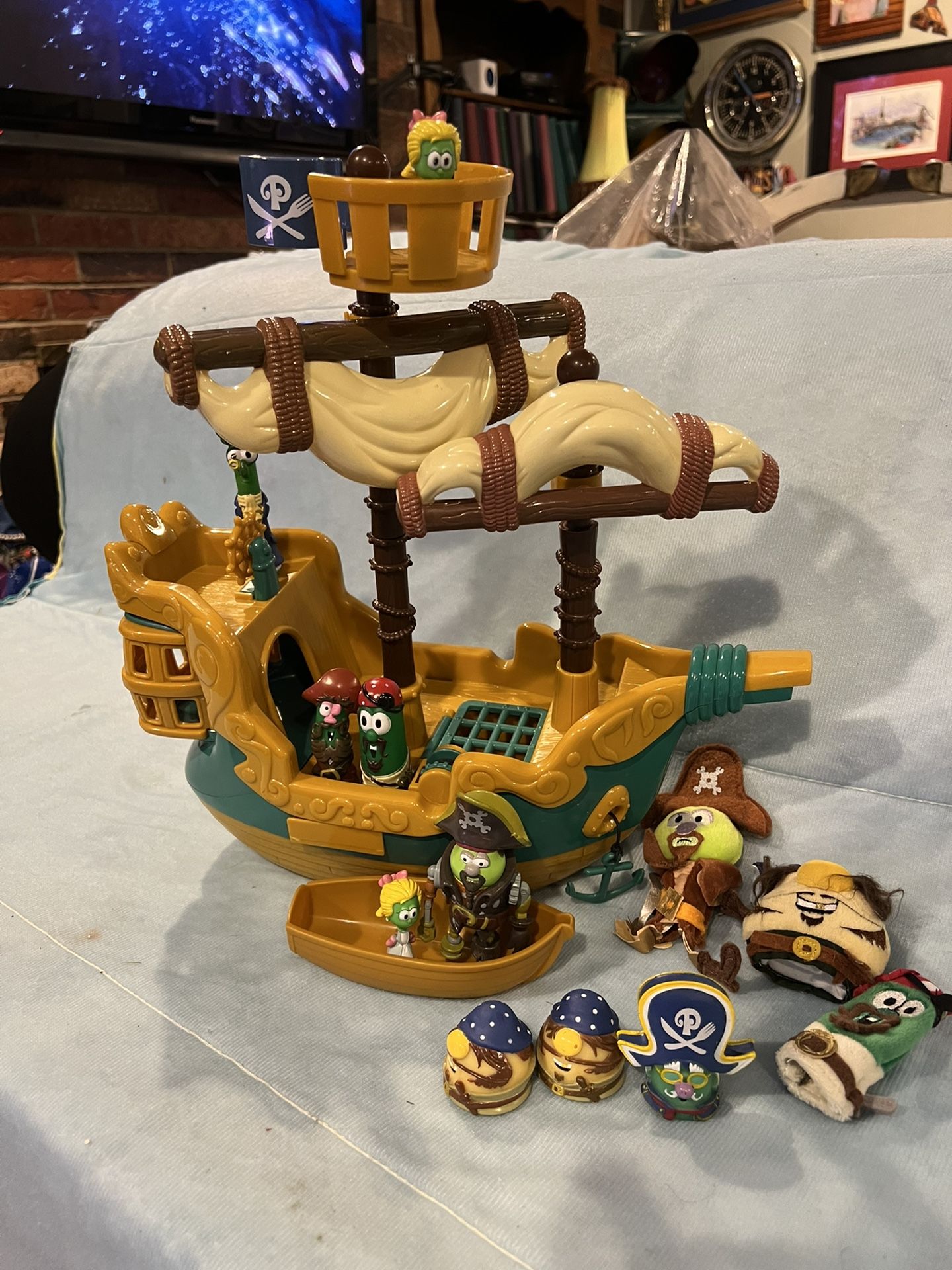 Veggie Tale Pirate Ship