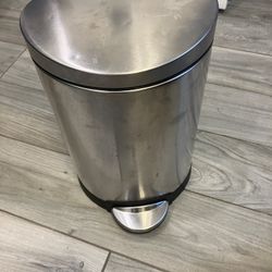 Kitchen Garbage Can For Small Apartment 