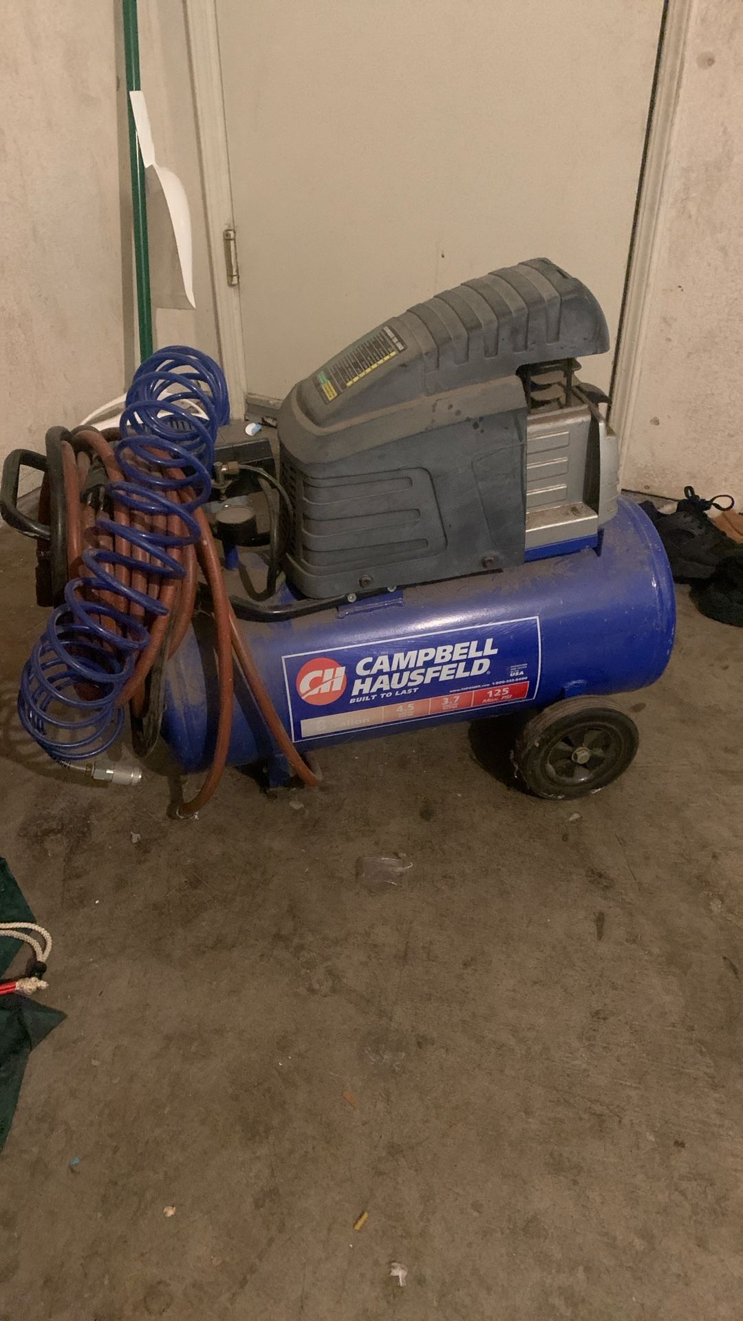 Campbell Hausfled Air Compressor