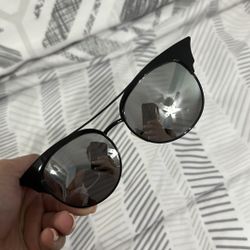 Quay Sunglasses 