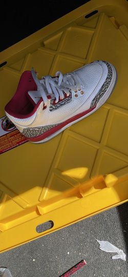 Jordan’s 3 Size 4 Youth