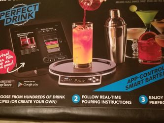 Brookstone Perfect Drink App-Controlled Smart Bartending Kit