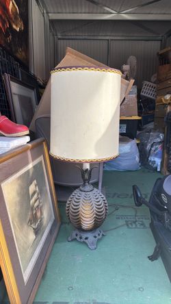 60s 70s Vintage Lamp w Amber Glass