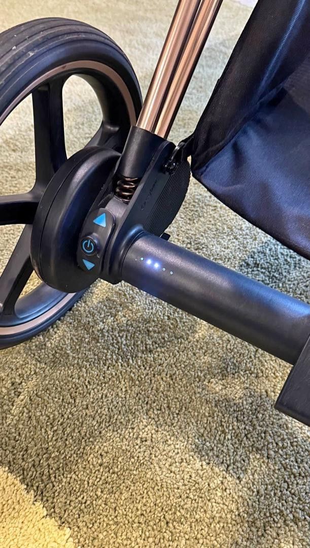 CYBEX-ELECTRIC-STROLLER-AND-INFANT-CAR-SEAT