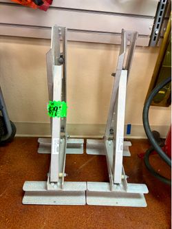 Ladder jacks