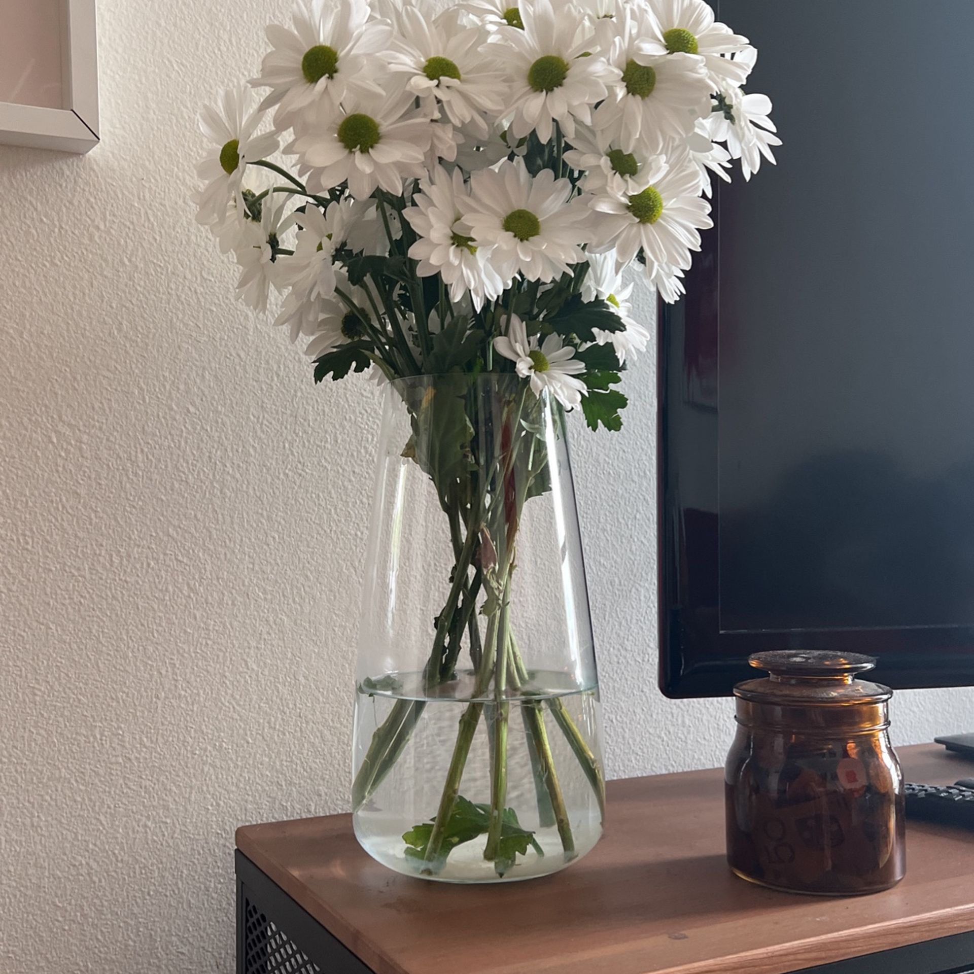 FLOWER VASES PICK UP TODAY 