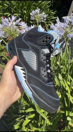 Jordan 5 UNC