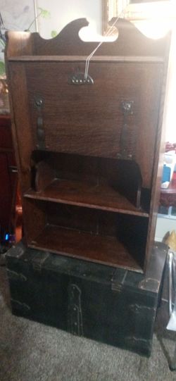 Antique Wooden Bookcase with Decorative Top