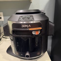Ninja air fryer and rice cooker combo