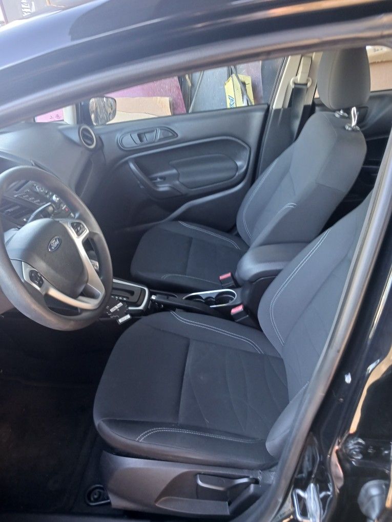 2017 Ford Fiesta