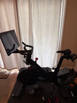 2021 Peloton Bike Plus, ~144 Rides, Burbank