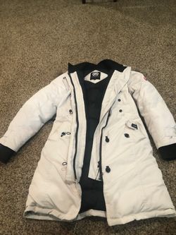 Women’s Canada Goose winter jacket