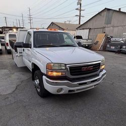 2006 Gmc3500 Steakbed Double Rear Tires 