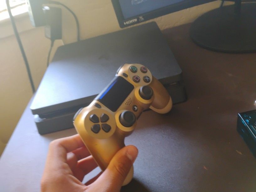 PS4 And Controller