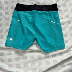 Lululemon Size 4 