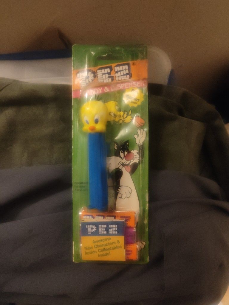 1980's Tweety Bird Pez Candy