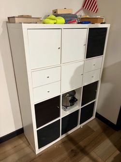 White Cube Storage Shelving Unit