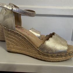Jellypop Gold Wedges Size 8