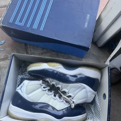 Size 11.5M - Jordan 11 Win Like 82 