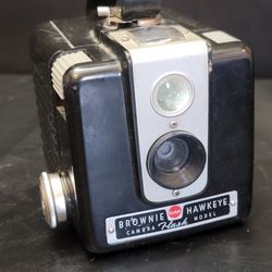 Vintage Kodak Brownie Hawkeye Box Camera Flash Model