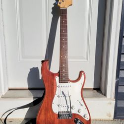 Electric Guitar Bundle 