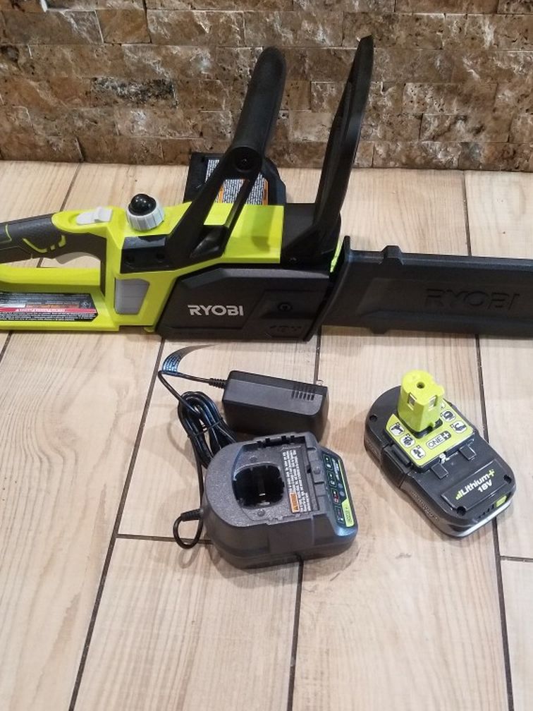 RYOBI ONE+ 18V 10 in. Cordless Battery Chainsaw with 1.5 Ah Battery and Charger