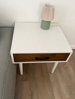 Nightstand end table