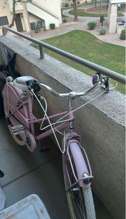 Pink Huffy "Supreme" Vintage-Style Cruiser Bike (7-Speed) 50$